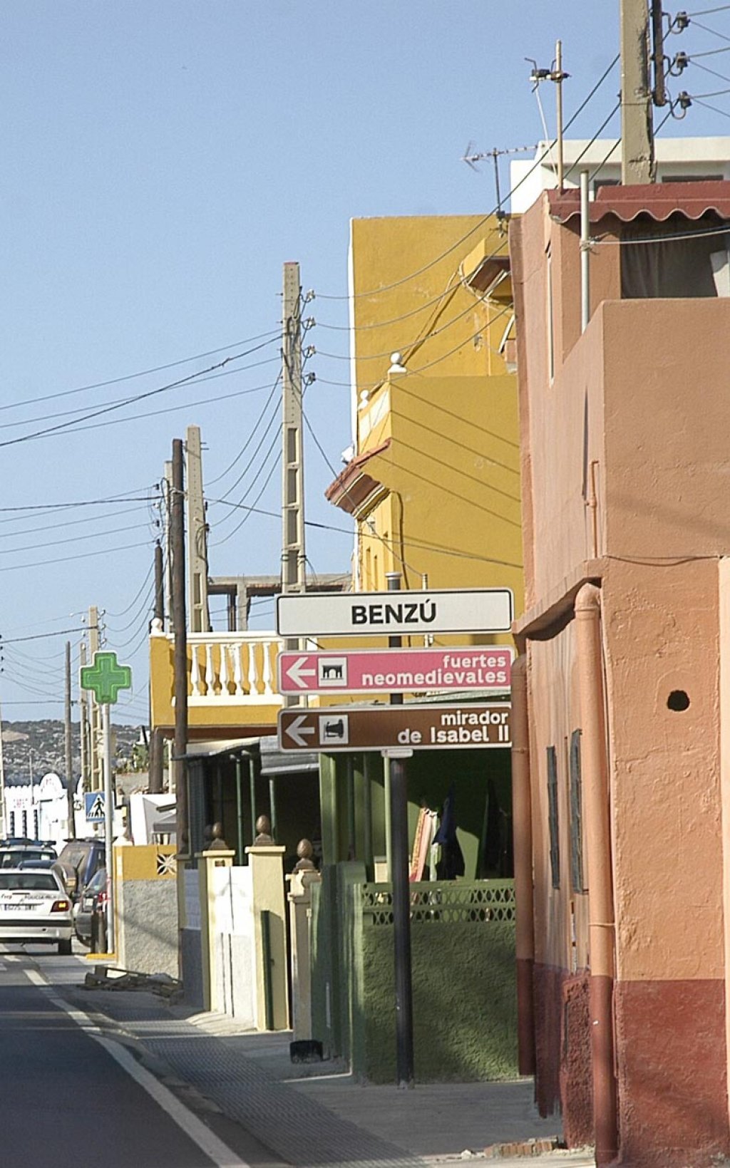 Benzú