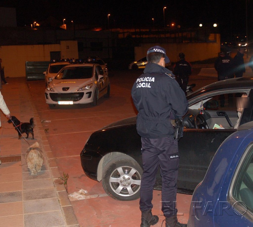 alt