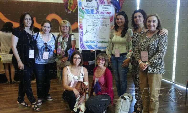Ocho profesoras participan en el V Encuentro Nacional Apfrato en Granada.