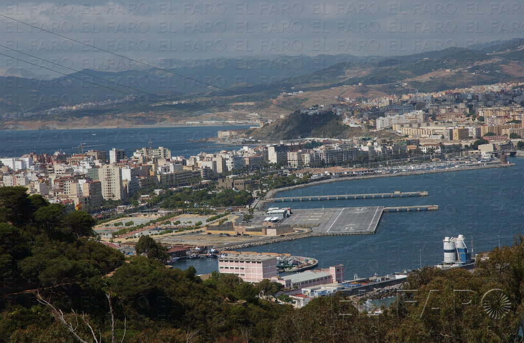 fotosceuta_2016_05_21_vistapgou_Vista_desde_San_Antonio_002_