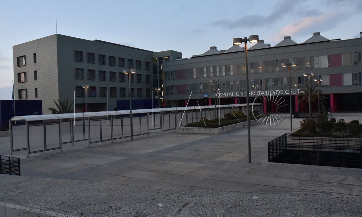 Fachada del Hospital Universitario de Ceuta