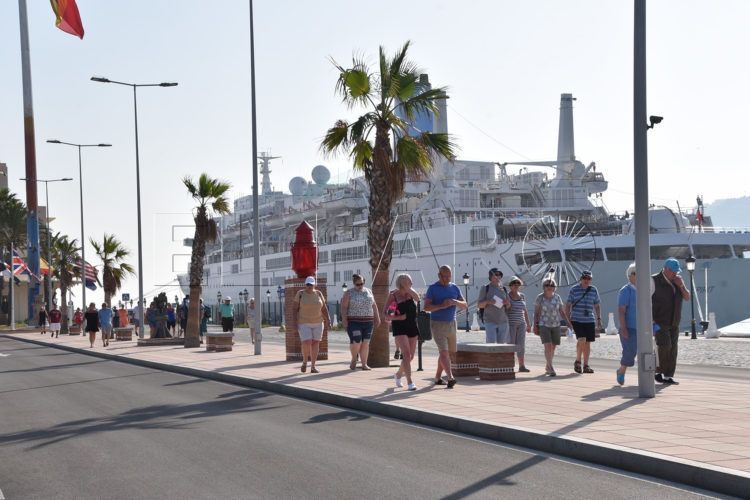 Turistas
