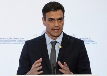 GRAF8283. LISBOA (PORTUGAL), 27/07/2018.- El presidente del Gobierno español, Pedro Sánchez, durante la rueda de prensa ofrecida tras su visita a la Agencia Europea de Seguridad Marítima en Lisboa, en el marco de la cumbre de interconexiones energéticas. EFE/J.P. Gandul