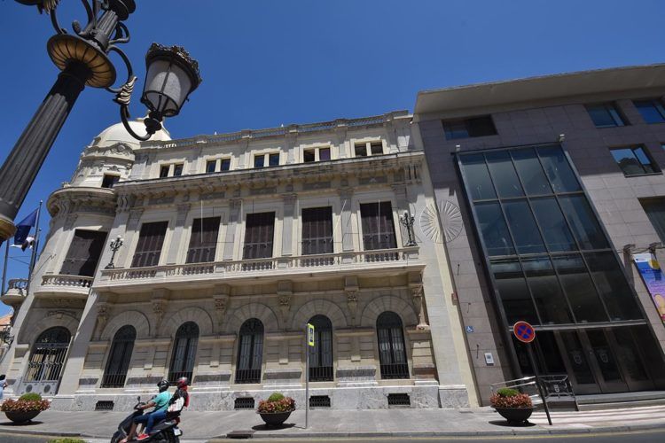 palacio de la asamblea ayuntamiento