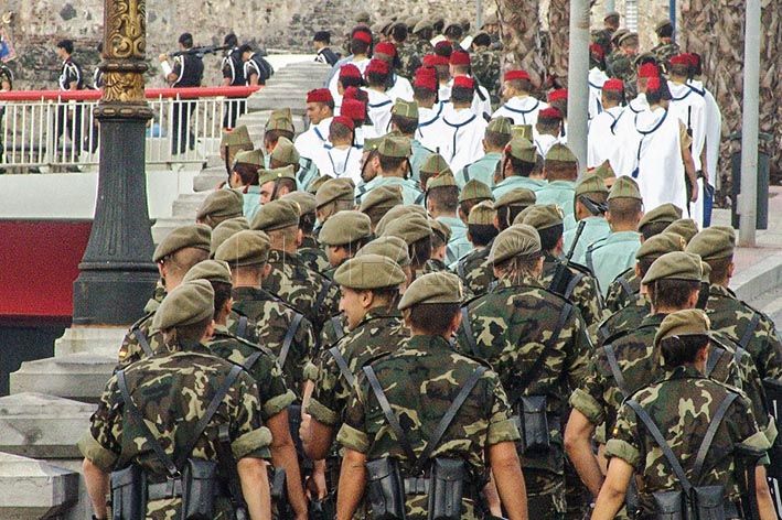 militares