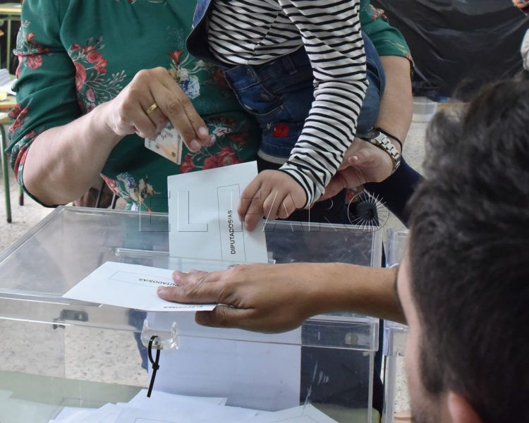 voto urna elecciones