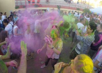 Holi-Holi-4