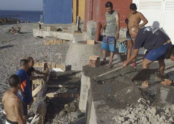 vecinos-benzu-acceso-playa-1