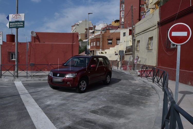 carretera-servicio-abre-tras-reforma-1