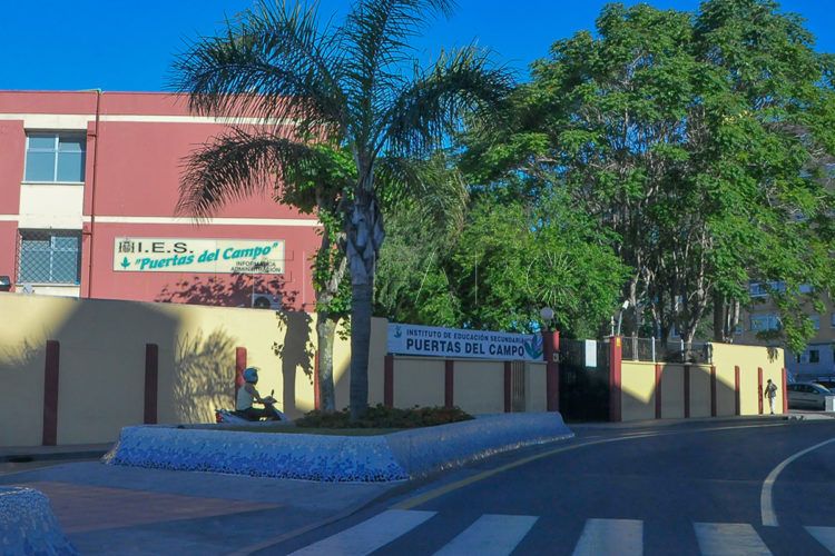 ies-puertas-campo