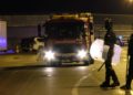 inmigrantes-puerto-batalla-campal-guardia-civil-40