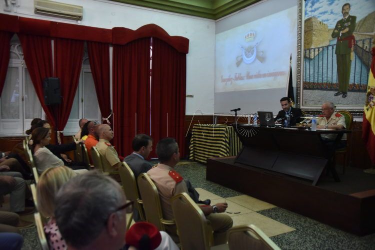 regulares-conferencia-40
