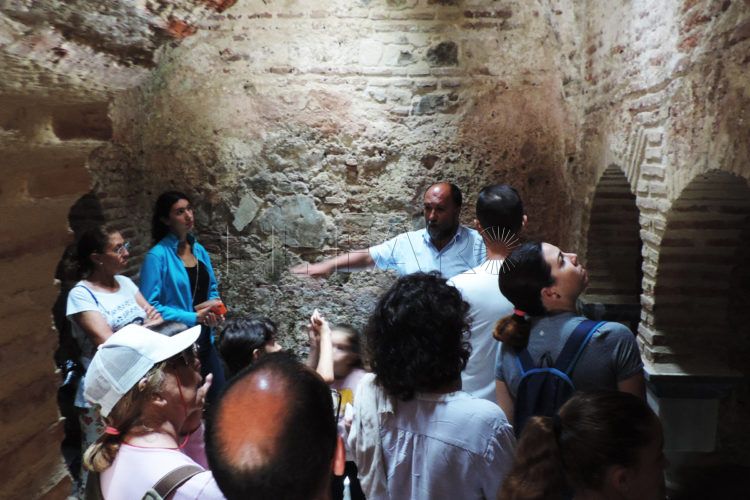 visita-guiada-baños-arabes-arqueologia-2