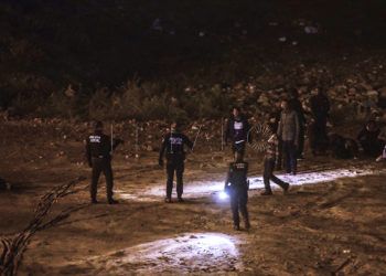 Fiscalía pide cárcel para los detenidos por el naufragio en el que murieron tres inmigrantes - 1