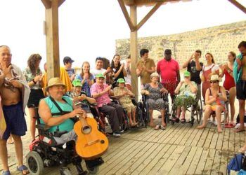 cruz-blanca-proyecto-intergeneracional-ribera-1