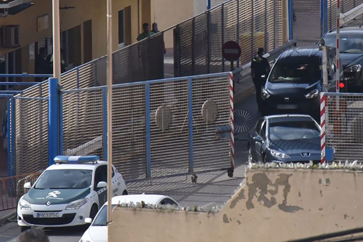 madre-hija-forcejeo-guardia-civil-frontera
