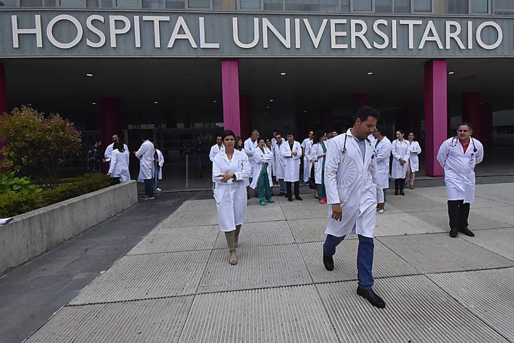 medicos-hospital