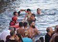 niña-cae-agua-virgen-carmen-3