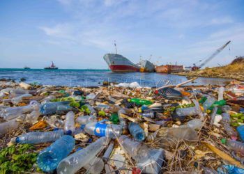 oceanos-plasticos-microplasticos-1