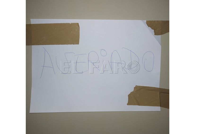 cartel baños museo basilica
