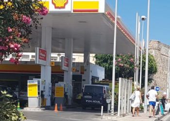 cristal-coche-gasolinera