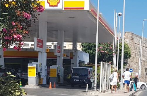 cristal-coche-gasolinera