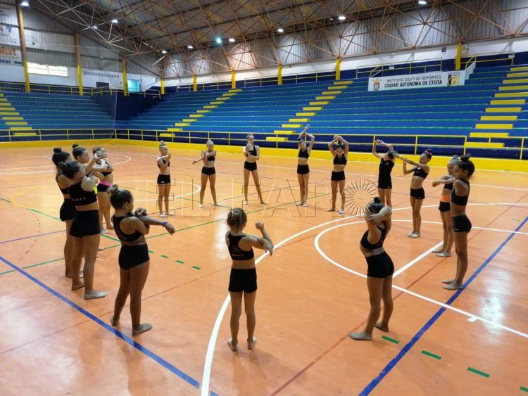 escuela-gimnasia-ritmica-2