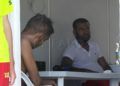 inmigrantes-asiaticos-motos-agua-3