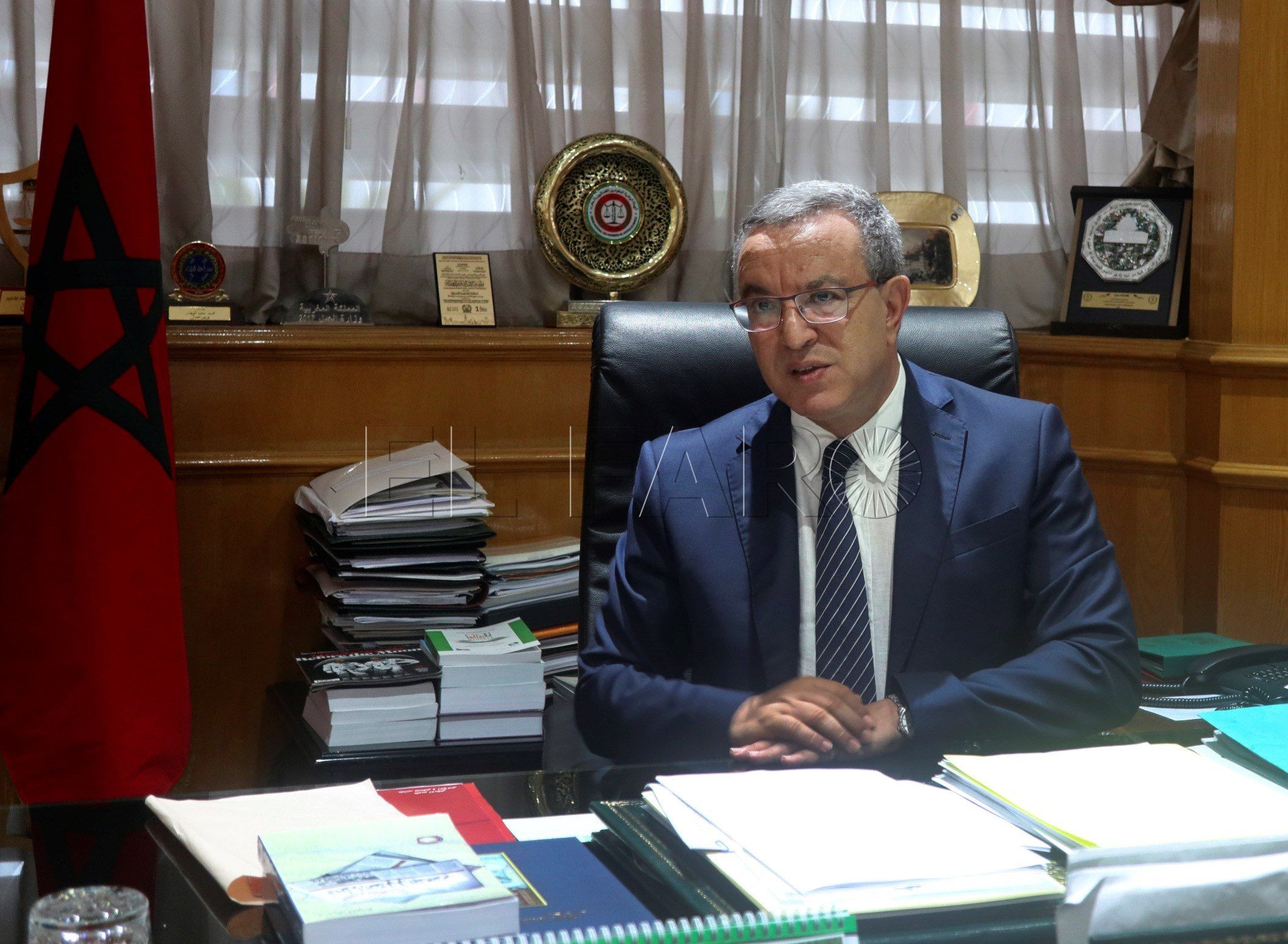 Algunas de las leyes más controvertidas en Marruecos son las que penalizan la homosexualidad, el adulterio o la no observancia del ayuno en ramadán, y Aujjar reconoce que su abolición por "no es para mañana", ya que para ello "hay que preparar a la sociedad paulatinamente y sin choques".