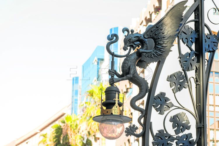 proceso-creacion-farolas-gran-via-5