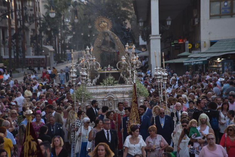virgen-africa-procesion-feria-11