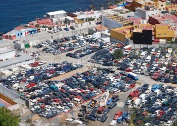 Depósito-coches-Benzú-1140x763
