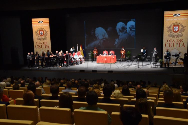 acto-medallas-dia-ceuta-20