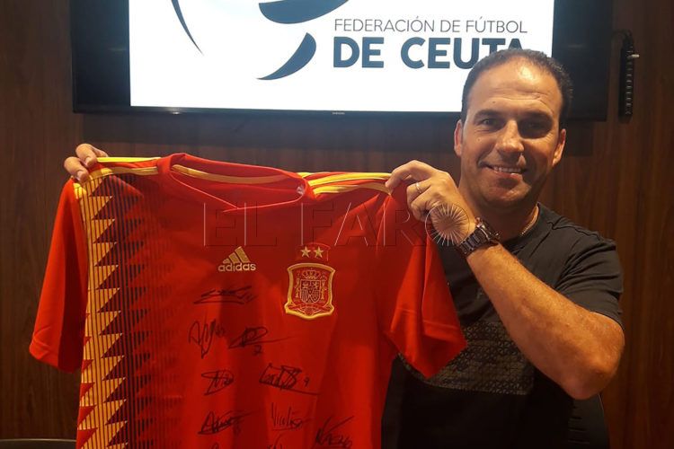 chito-camiseta-españa