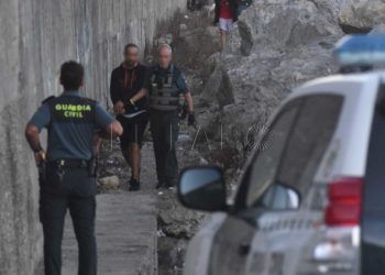 dos-detenidos-inmigrantes-pagan-fianza