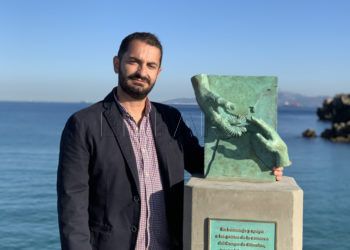 Alejandro-Pedrajas-escultura-solidaridad-mena
