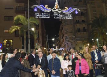 destacada-diwali-hindu-plaza-reyes