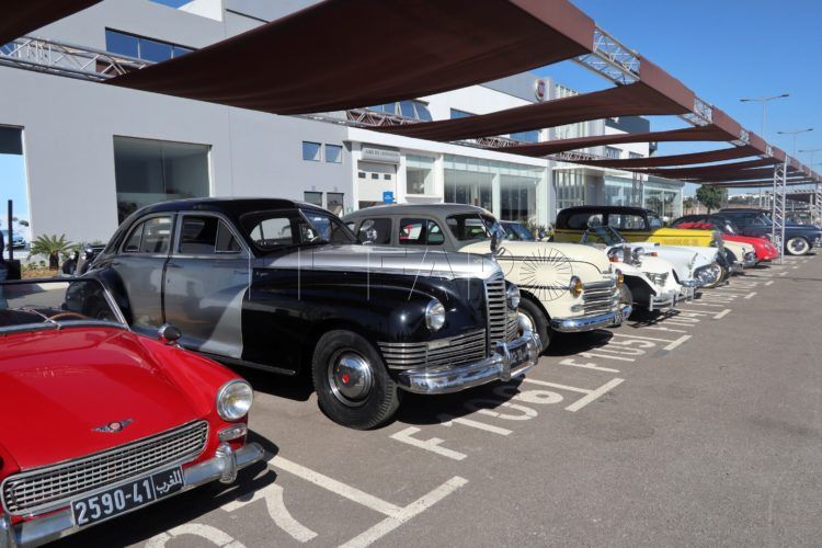 coches-epoca-exposicion-marruecos