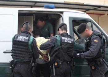 guardia-civil-subsaharianos-detenidos-valla