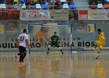 ceuti-betis-guillermo-molina