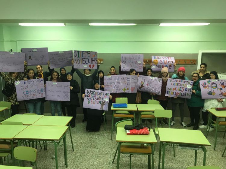 digmun-mujer-avanza-25n