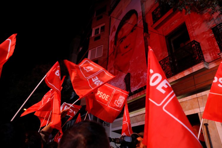 resultados-elecciones-psoe-gana-10n