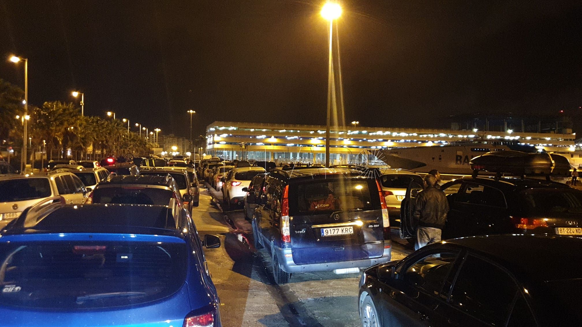 colas-vehiculos-puerto-algeciras