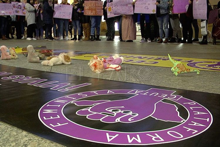 concentracion-plataforma-feminista-dia-violencia-machista-7