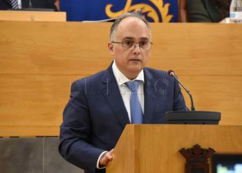 pleno-presupuestos-gaitan-consejero-hacienda