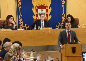 pleno-presupuestos-vox-carlos-verdejo