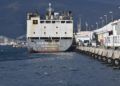 barco-vertido-muelle-levante-3