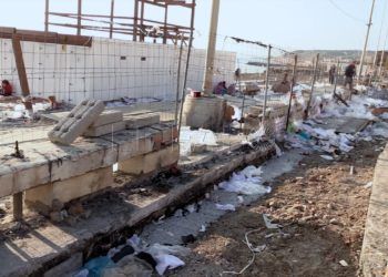 basura-playa-tarajal-14