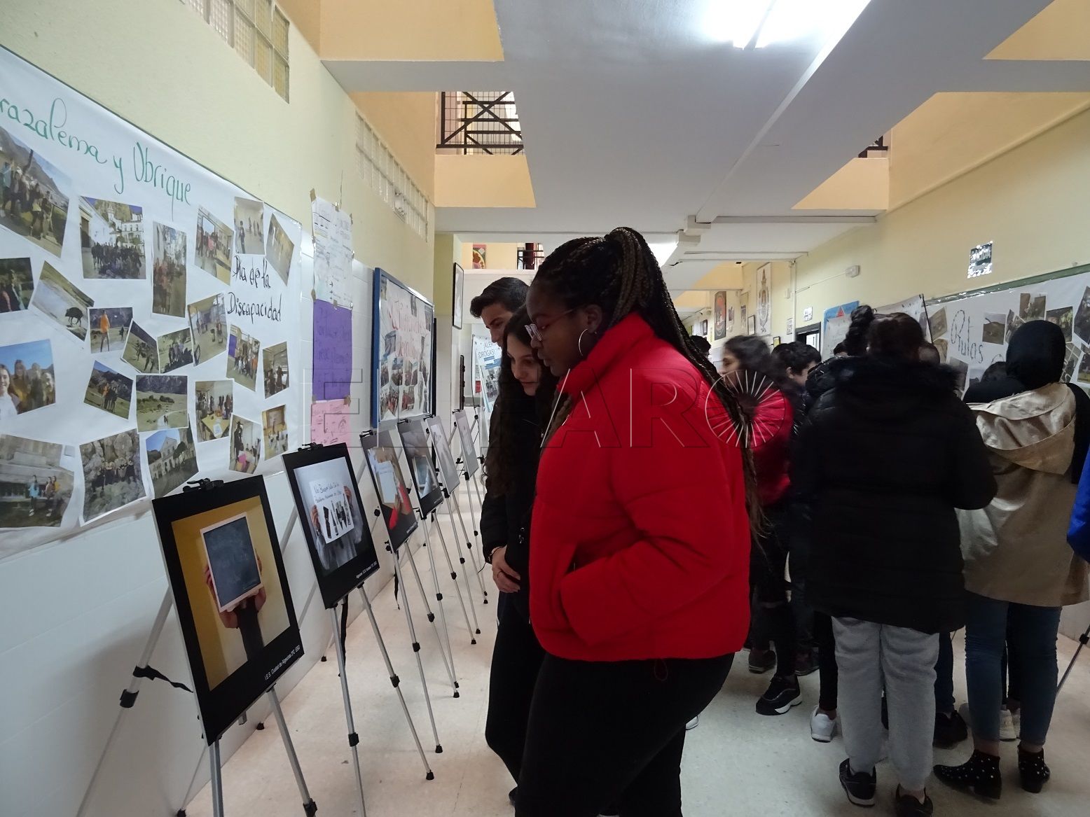 exposicion-sonrie-sin-drogas-fundacion-margenes-vinculos-3