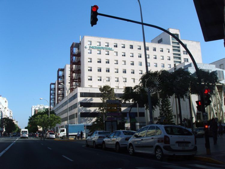 hospital-puerta-mar-cadiz